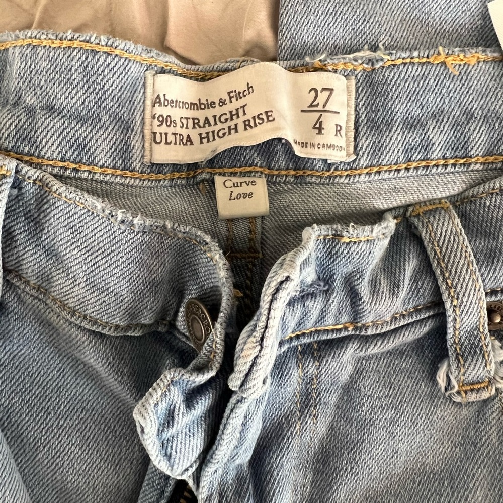 Straight Ultra High Rise Jeans - Picture 5 of 5